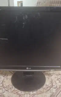 مانیتور ال جی ۱۷ اینچ نیاز به تعمیر