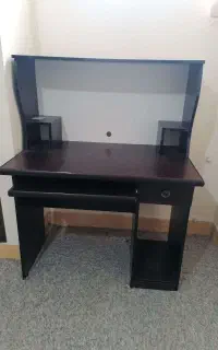 میز کامپیوتر