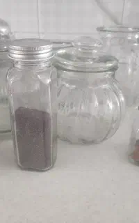 بانکه شیشه ای