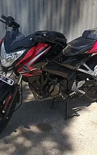 باجاج آن اس ns150