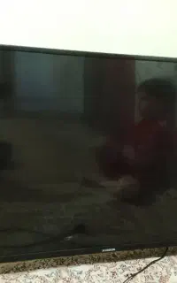 تلویزبون صفحه شکسته
