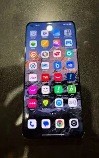 MI 11 پرچم دار