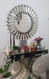 آینه کنسول و ساعت