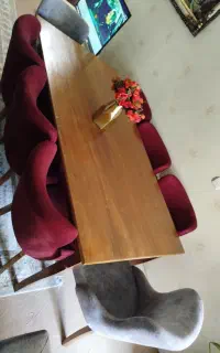 مبل راحتی بامیز غذاخوری کاملا سالم وشیک