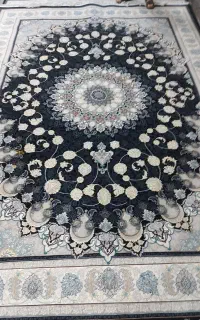 فروشنده و خریدار فرش کارکرده