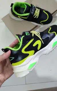 کتونی پسرانه و دخترونه