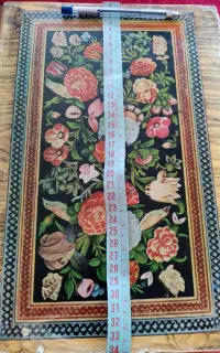 کتاب قرآن بزرگ و قدیمی
