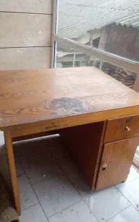 میز کامپیوتر (میز تحریر )