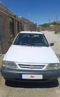پراید سفید