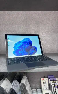 سرفیس pro7