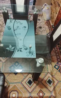 میز غذاخوری ۴نفره