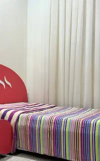 تخت و پاتختی