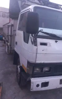 کامیونت هیوندا مدل ۸۴