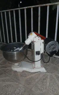دستگاه خمیر گیر