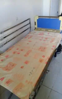 تخت بیمارستانی تاشو سالم