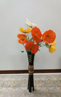 گل مصنوعی با گلدان