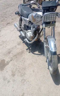 یک عدد هوندا 150