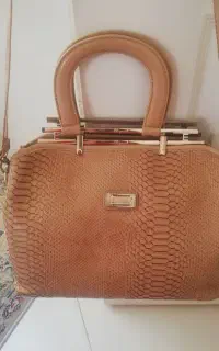کیف وارداتی درحدنو