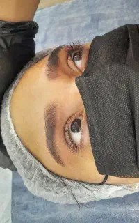 فیبروز ابرو*شید لب*خط چشم*بن مژه