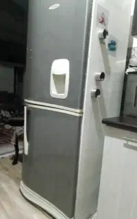 یخچال میز ناهارخوری