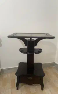 میز چوبی