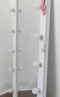 آینه قدی لامپ دار