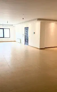 اجاره آپارتمان 200 متری / شیک در محوطه کاخ