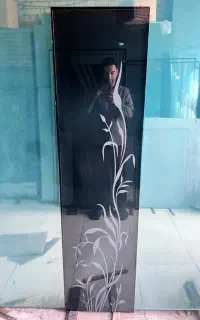 منشی بازاریاب درب و پنجره دوجداره