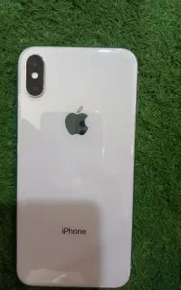 ایفون xs