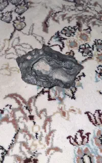 سنگ مشکوک ب شهاب