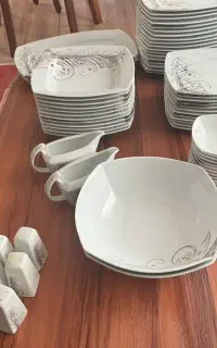 سرویس چینی تقدیس