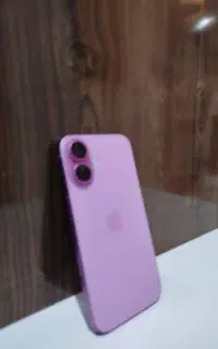 ایفون ۱۶ نرمال