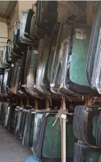 شیشه جلو پژو  5800 شیشه جلو پراید  4200