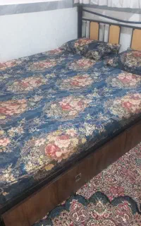 تخت دونفره