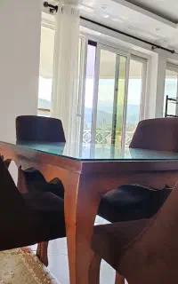 میز ناهارخوری