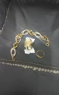 طلا بدون اجرت ۱۰۰ بالای تابلو