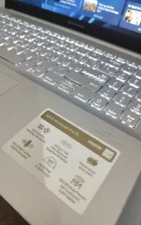 لپ تاپ Asus دارای 4 گیگ گرافیک