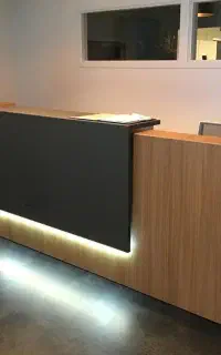 کانتر لابی و میز پذیرش