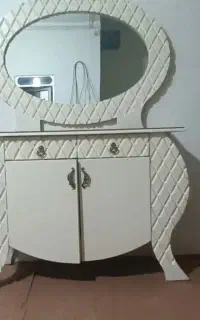 آینه وکنسول