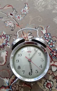 ساعت رومیزی دکوری