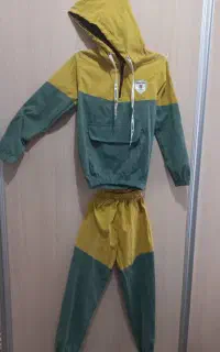 هودی باشلوار بچه گانه کاملا نو