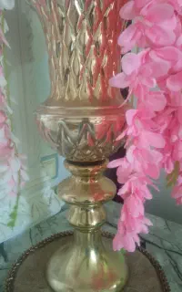 گل و گلدان