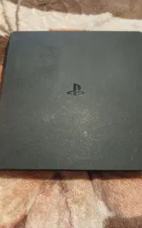 PS4 slim