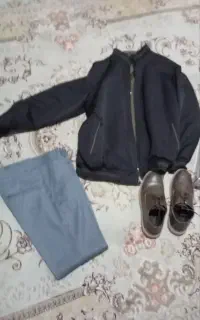 کاپشن و کفش