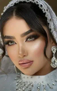 میکاپ و شنیون vip مدنظرتون باهم فقط 900