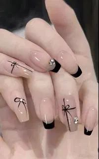 آف ویژه بهاری خدمات کاشت ناخن