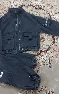 کاپشن و شلوار لی