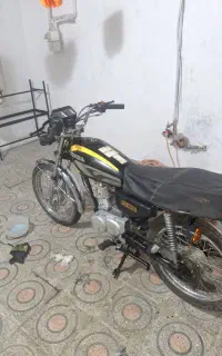 متور 125 متور صفر  دارای برگه سبز پلاک ملی