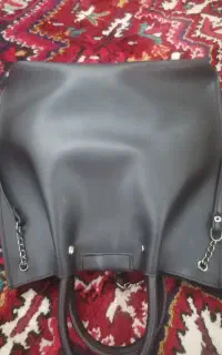 کیف زنانه مجلسی ویک عدد کیف مدرسه و پسرانه