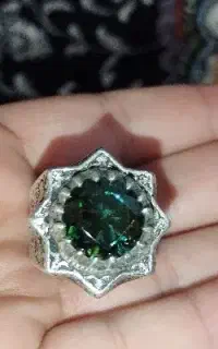 انگشتر موزانایت سبز نقره